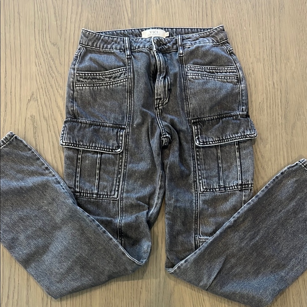 Vici Gray Straight Leg Jeans with Modern Appeal